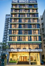 Khách sạn The Wings