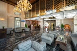 Khách sạn Golden Lotus Luxury Hotel