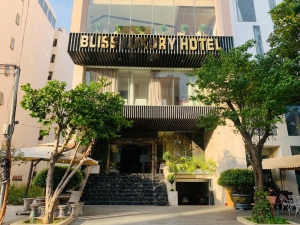 Khách sạn Bliss Luxury